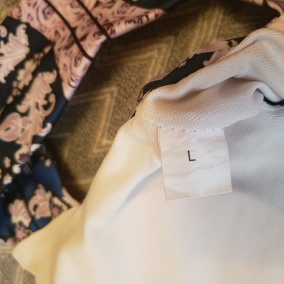 ⏰️LAST CHANCE⏰️Boho cropped bikini top - Picture 7 of 7